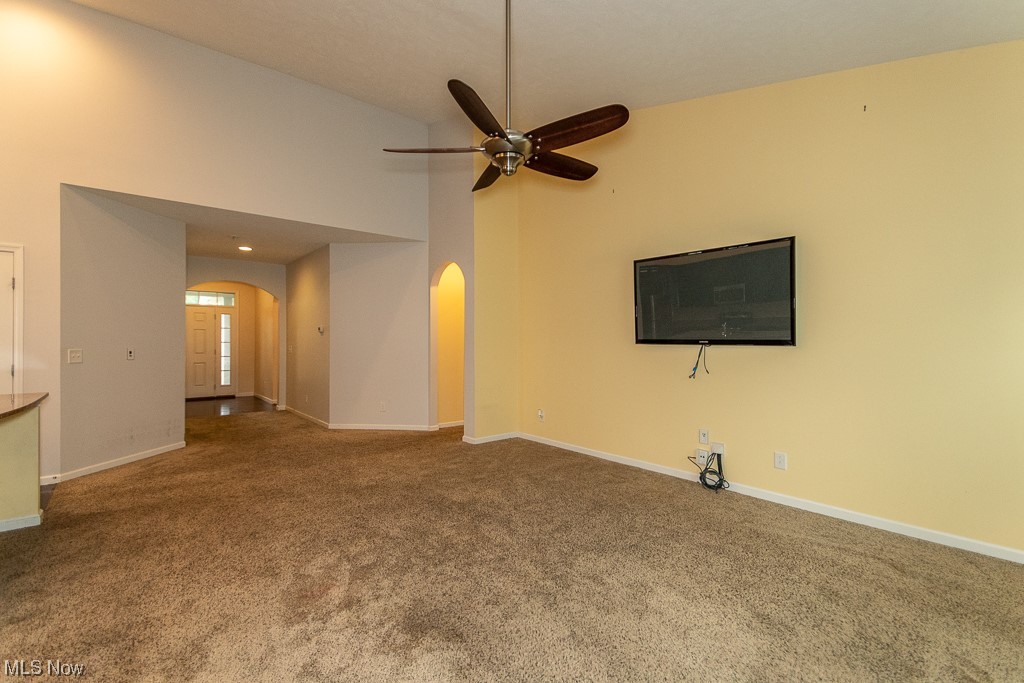 514 Gentry Circle W Richmond Heights OH 44143