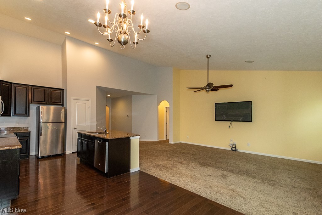 514 Gentry Circle W Richmond Heights OH 44143