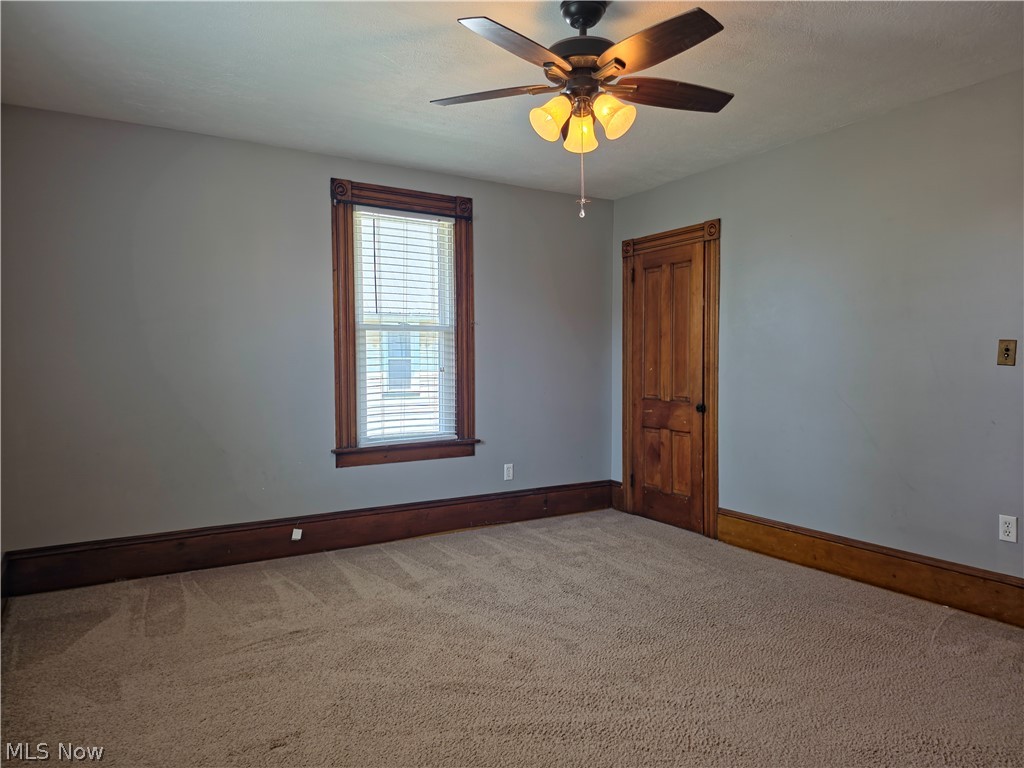 266 W Martin Street East Palestine OH 44413