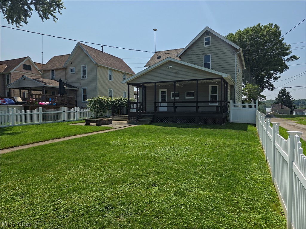 266 W Martin Street East Palestine OH 44413