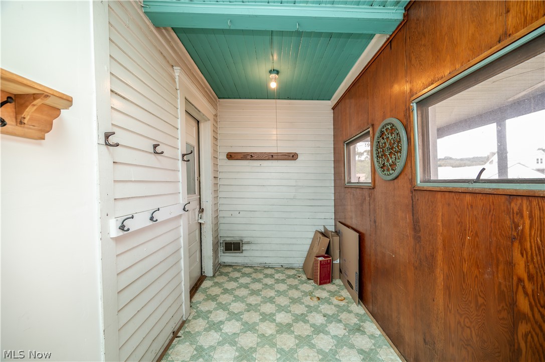 266 W Martin Street East Palestine OH 44413