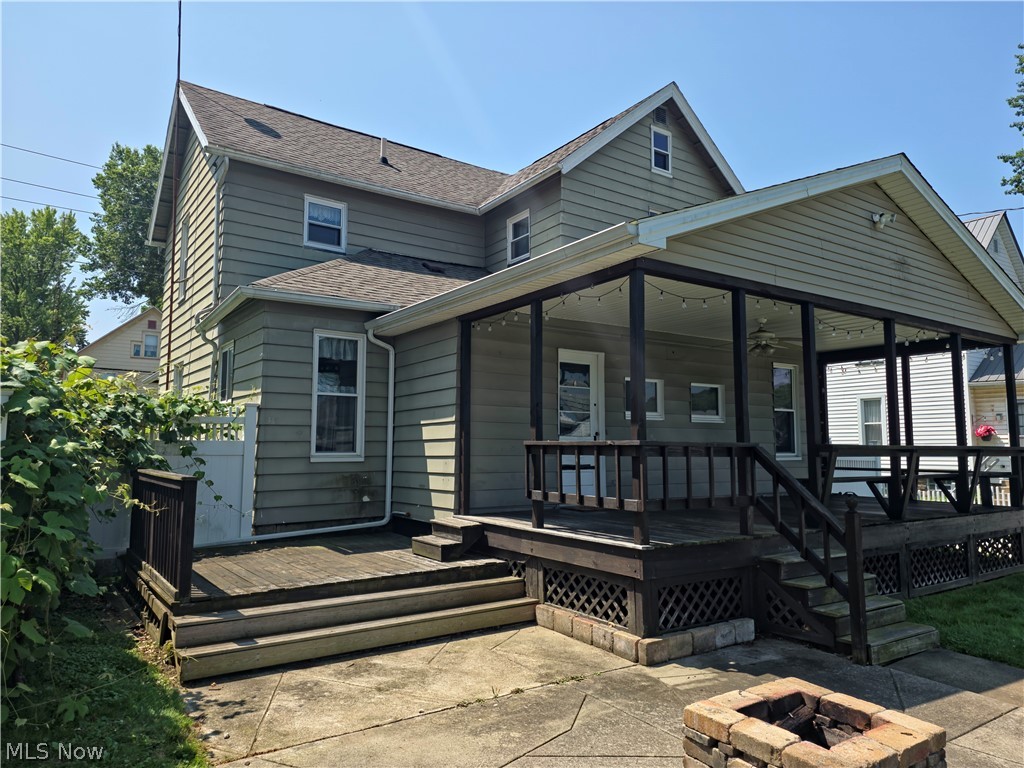 266 W Martin Street East Palestine OH 44413