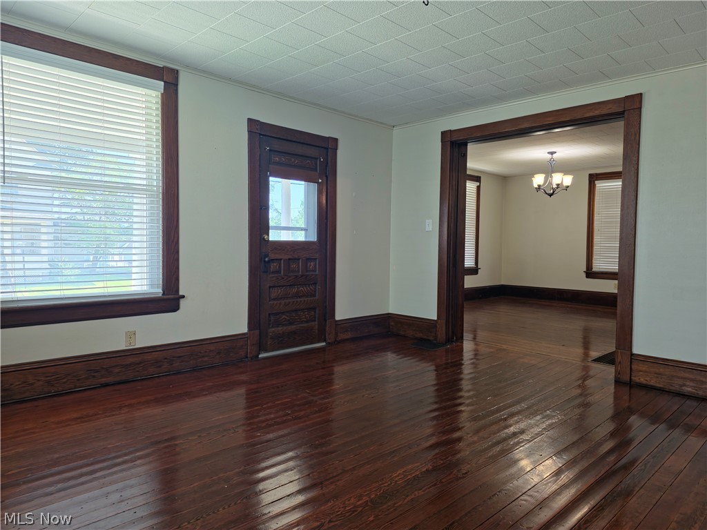 266 W Martin Street East Palestine OH 44413