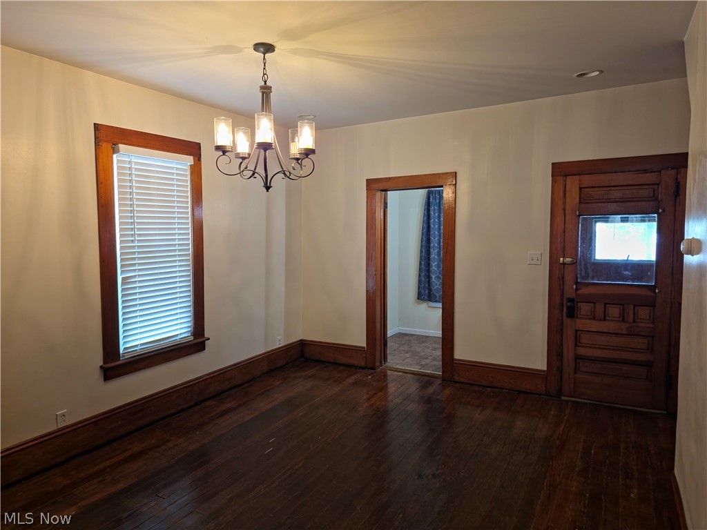 266 W Martin Street East Palestine OH 44413