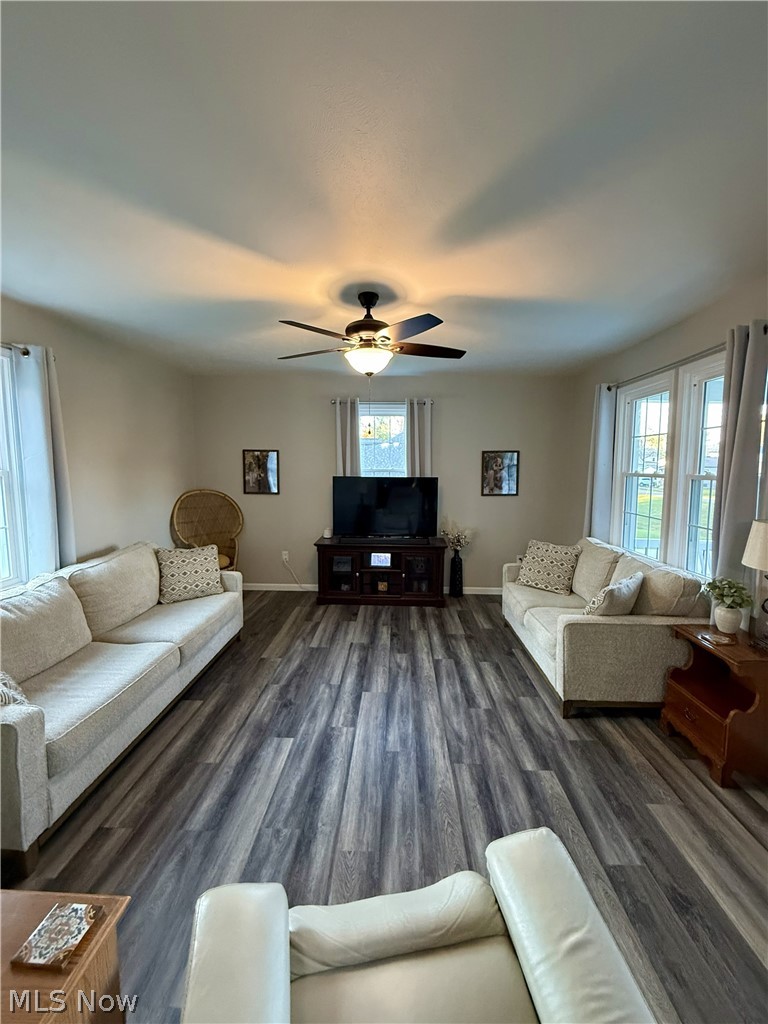 138 S Cherry Street Gnadenhutten OH 44629