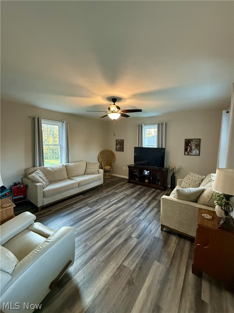 138 S Cherry Street Gnadenhutten OH 44629