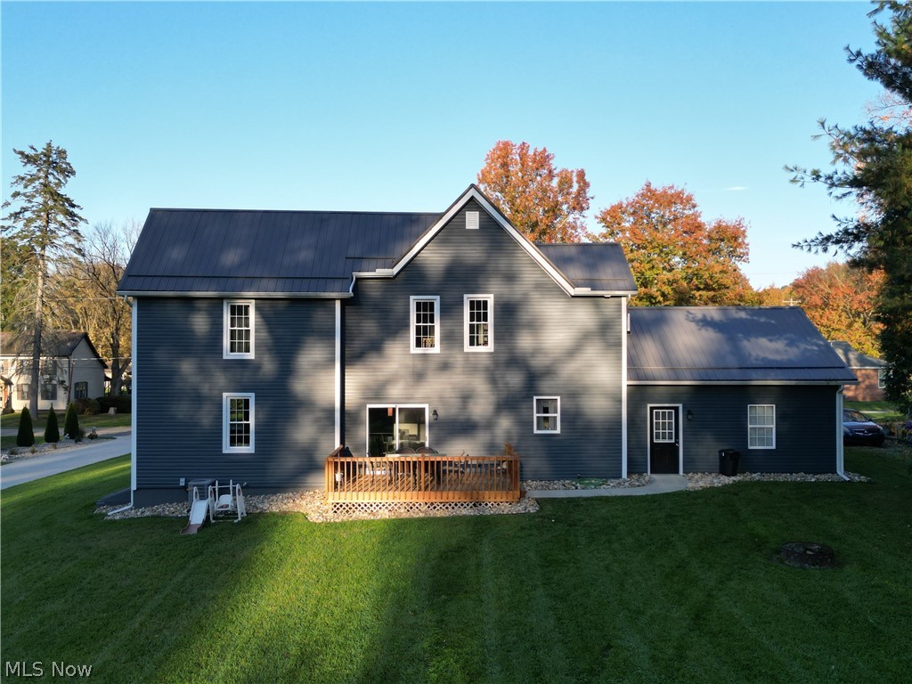 138 S Cherry Street Gnadenhutten OH 44629