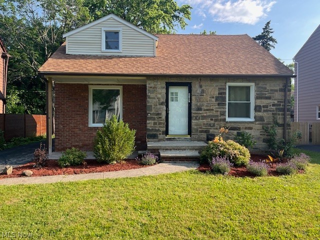 3787 Bainbridge Road Cleveland Heights OH 44118