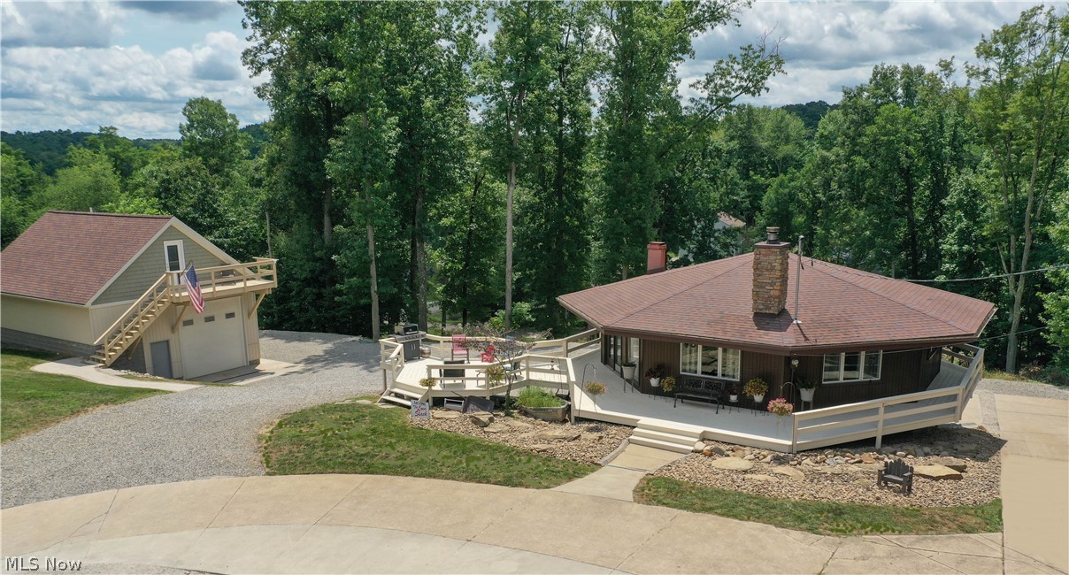 6 Latonka Trail Malvern OH 44644