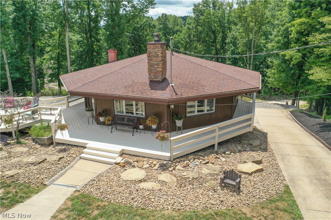 6 Latonka Trail Malvern OH 44644