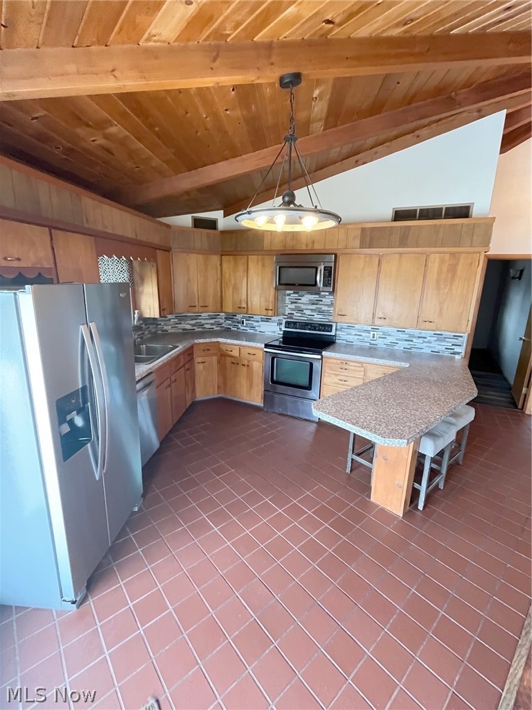 6 Latonka Trail Malvern OH 44644