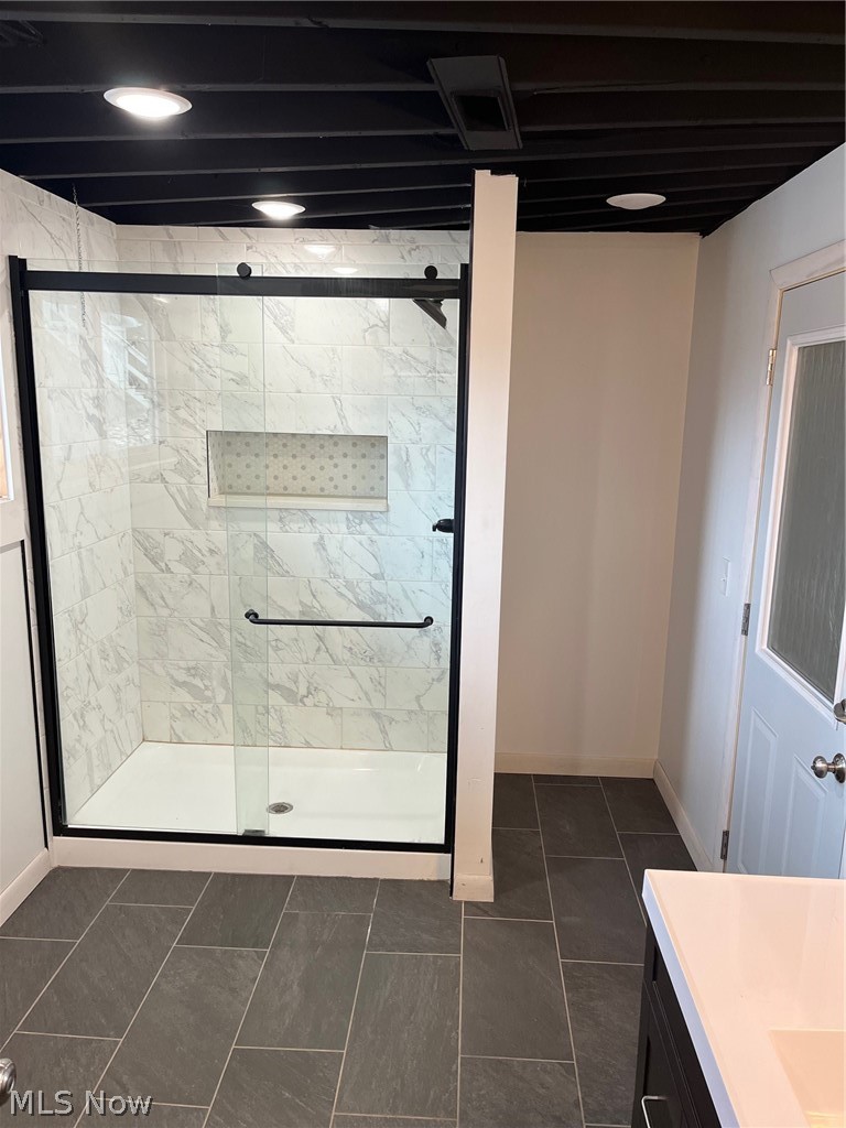 6 Latonka Trail Malvern OH 44644