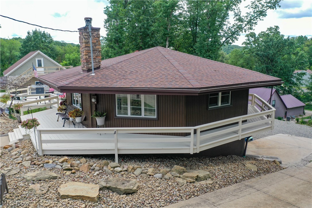 6 Latonka Trail Malvern OH 44644