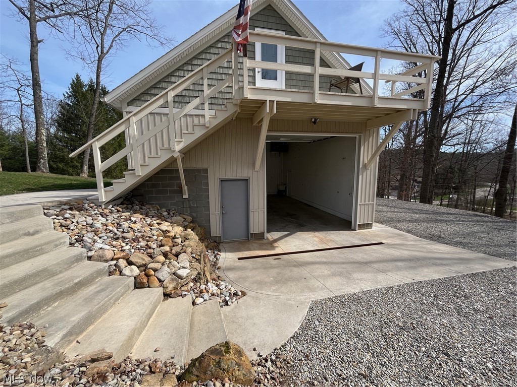 6 Latonka Trail Malvern OH 44644