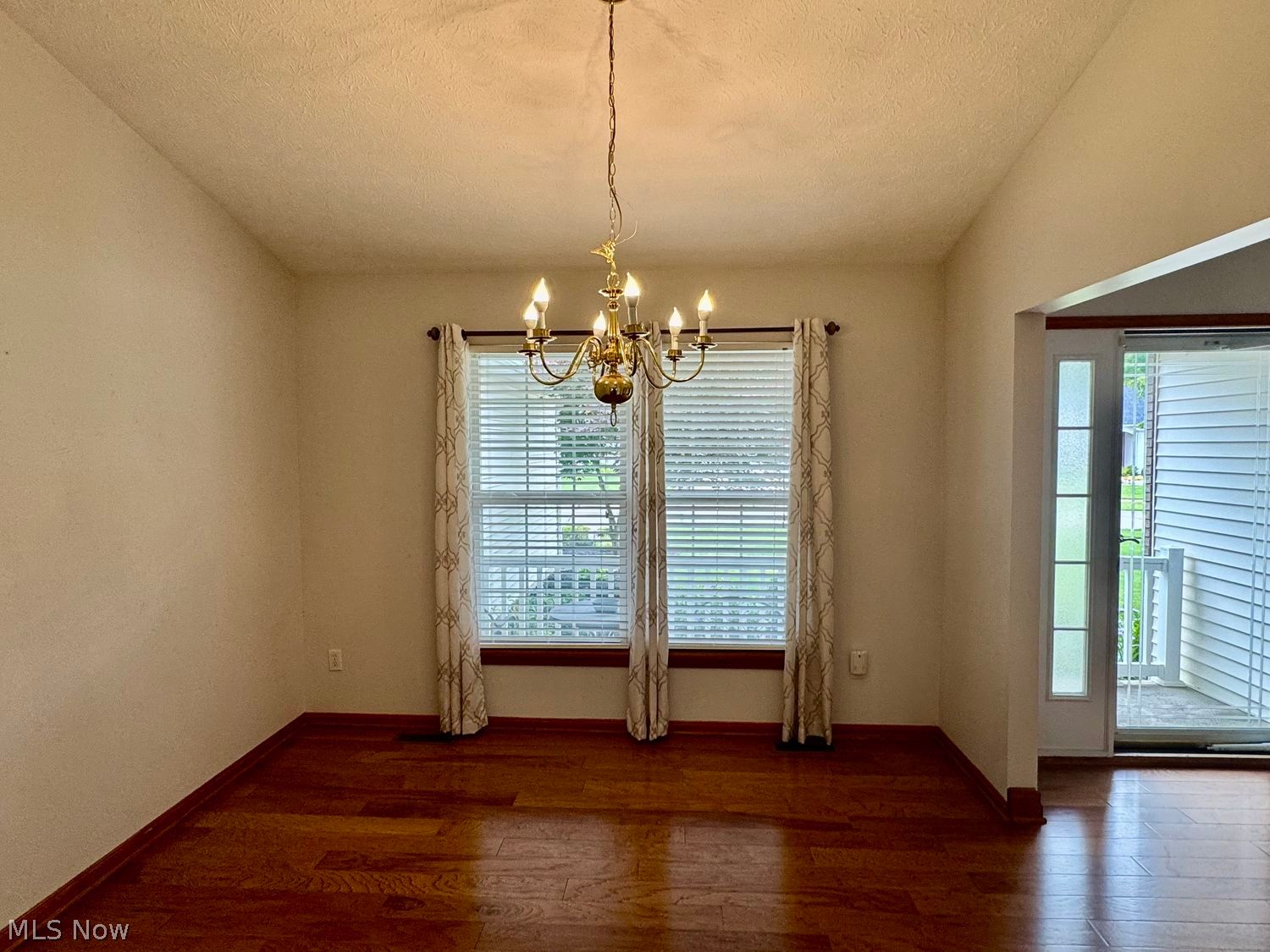 38624 Avalon Dr Drive North Ridgeville OH 44039