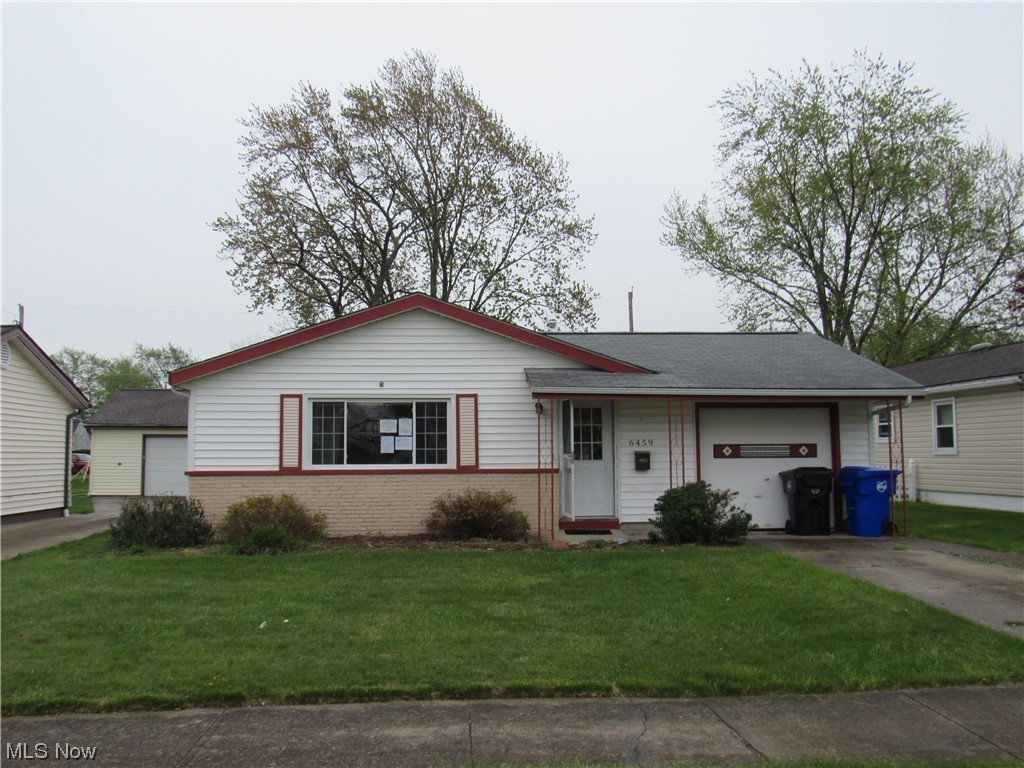 6459 Edgehurst Drive Brook Park OH 44142