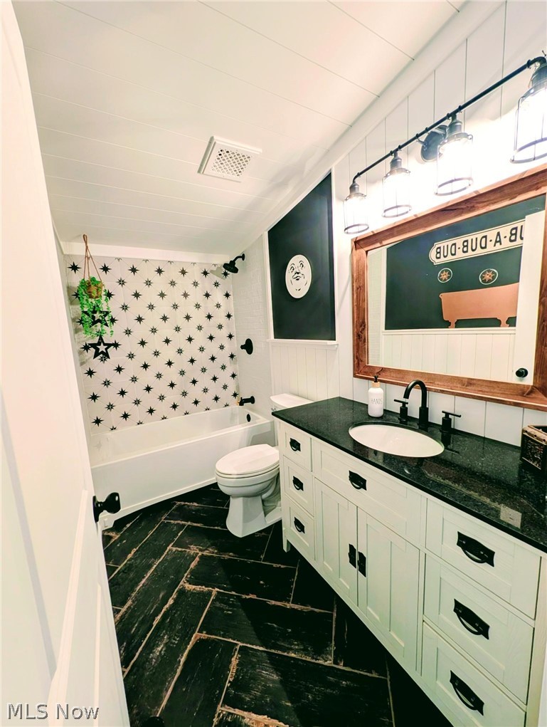 4464 State Route 46 S Jefferson OH 44047