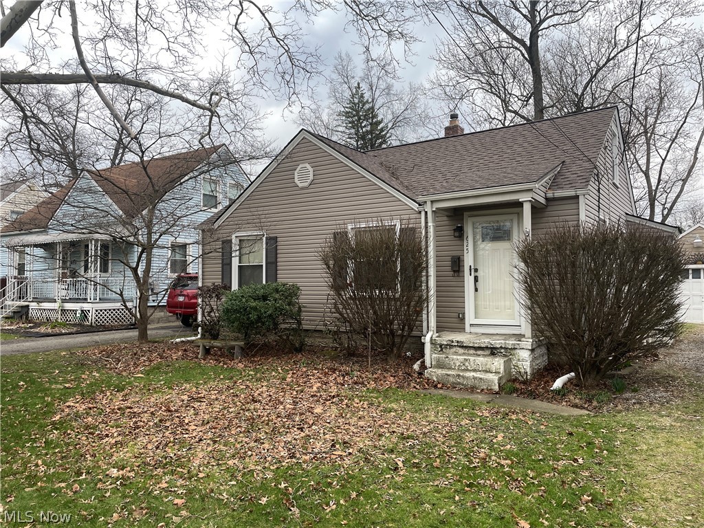 625 Meadowbrook Avenue SE Warren OH 44484
