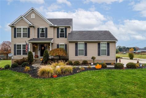 13014 Duquette Avenue NE Hartville OH 44632