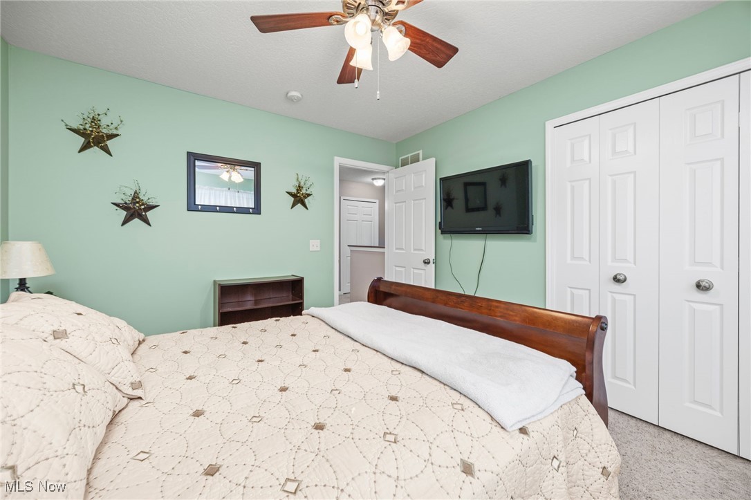 13014 Duquette Avenue NE Hartville OH 44632