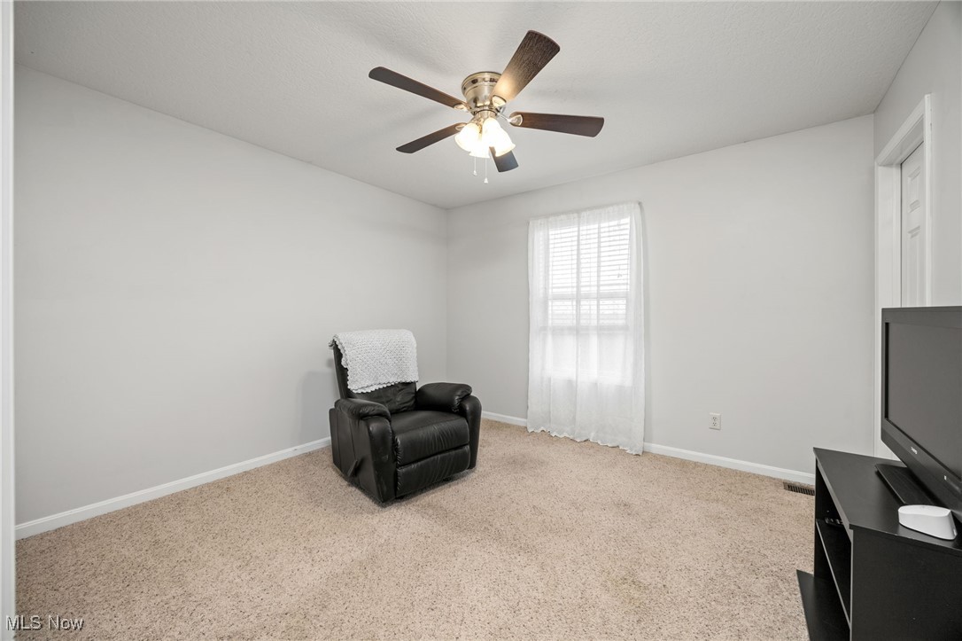 13014 Duquette Avenue NE Hartville OH 44632