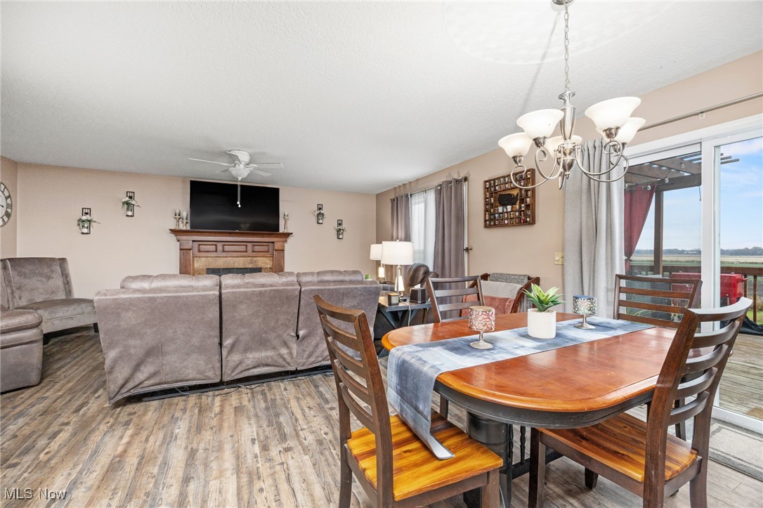 13014 Duquette Avenue NE Hartville OH 44632