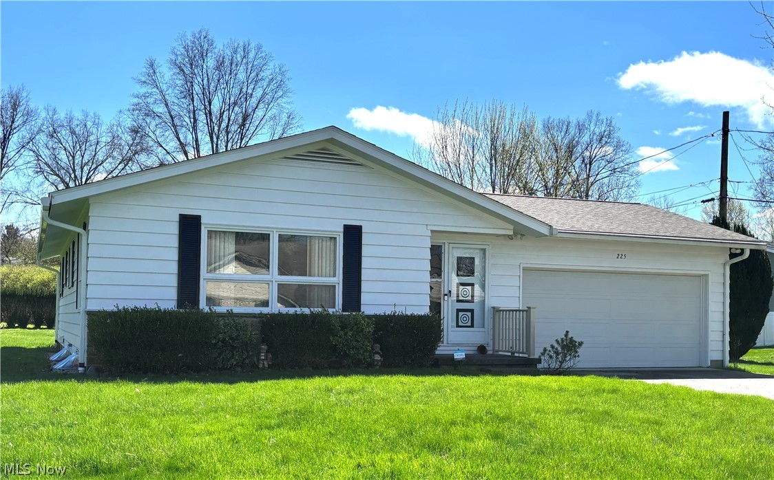 225 6th Street Columbiana OH 44408