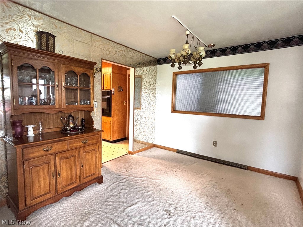 225 6th Street Columbiana OH 44408