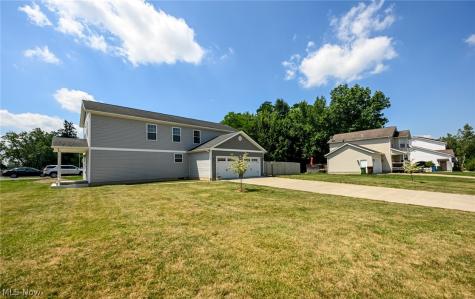 246 Columbine Avenue Akron OH 44312