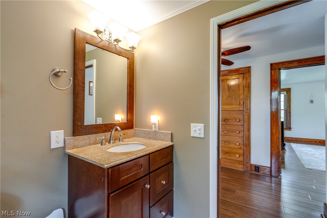 5369 Union Avenue NE Homeworth OH 44634