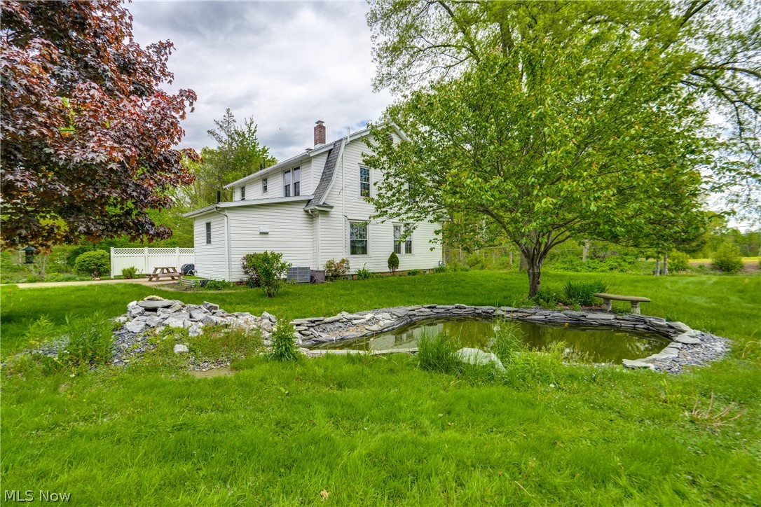 5369 Union Avenue NE Homeworth OH 44634