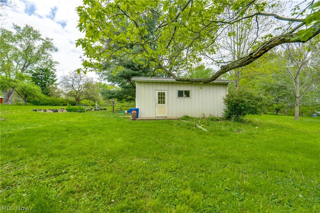 5369 Union Avenue NE Homeworth OH 44634