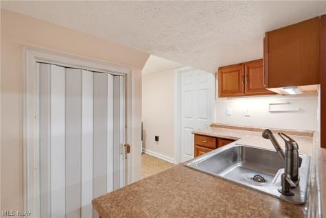 3217 Fulton Drive NW Canton OH 44718