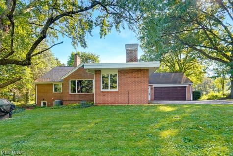 3217 Fulton Drive NW Canton OH 44718