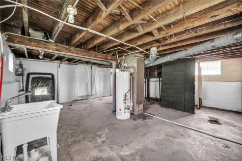 11400 Continental Avenue Cleveland OH 44104