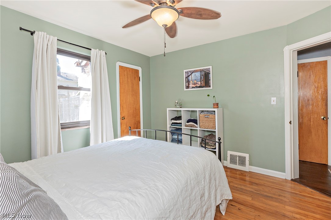 3561 Granton Avenue Cleveland OH 44111