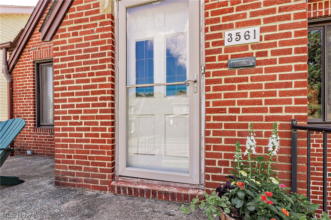3561 Granton Avenue Cleveland OH 44111