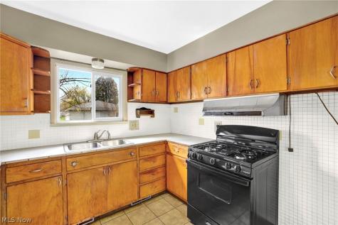 740 Fuller Street Akron OH 44306