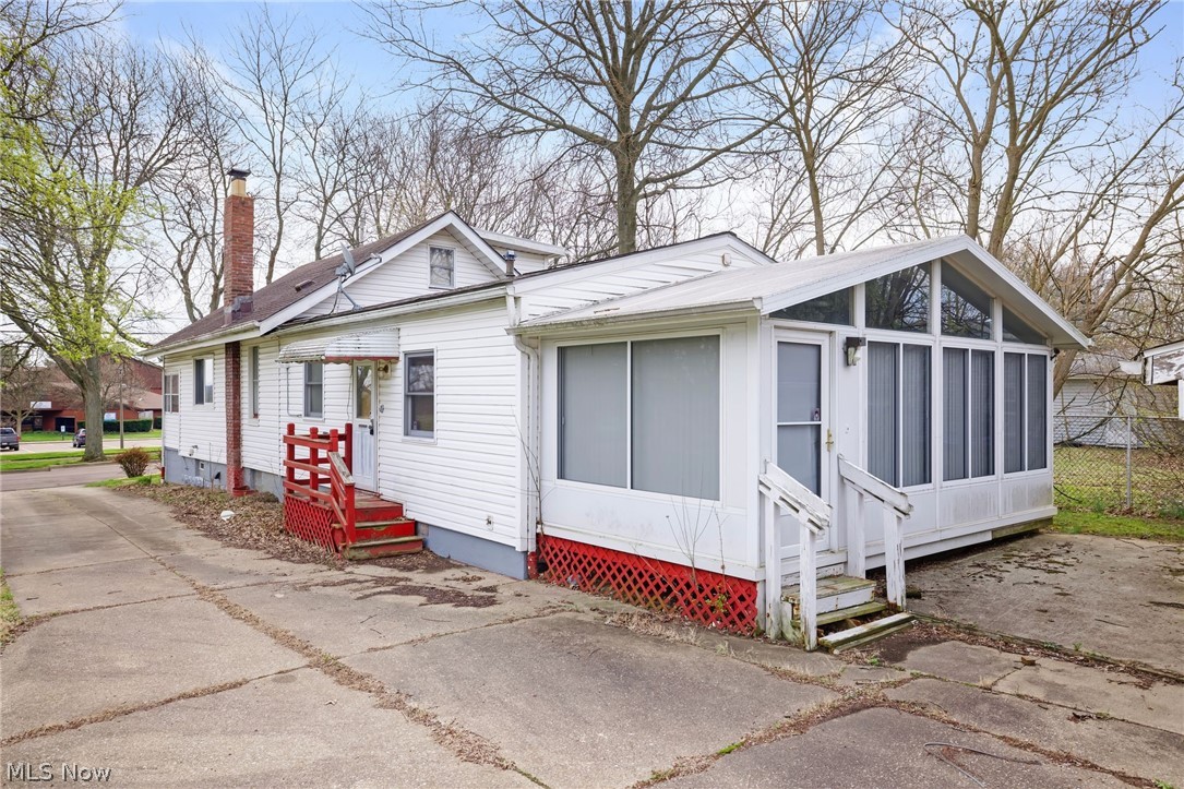 740 Fuller Street Akron OH 44306