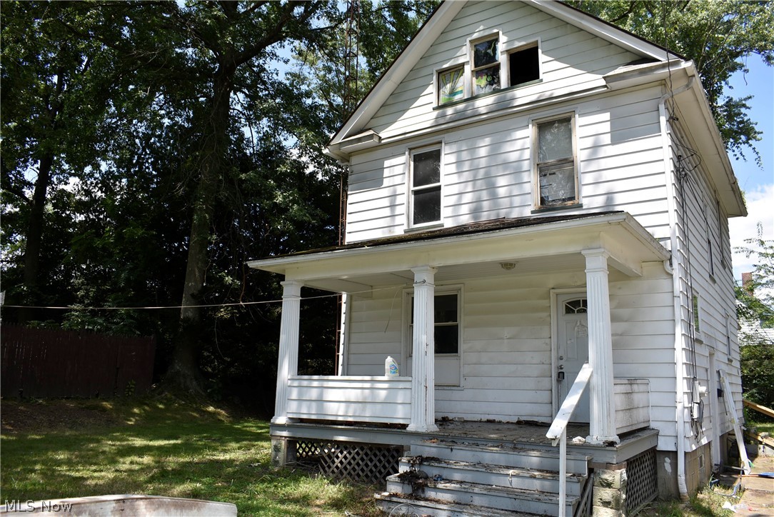 47 Lincoln Avenue East Palestine OH 44413
