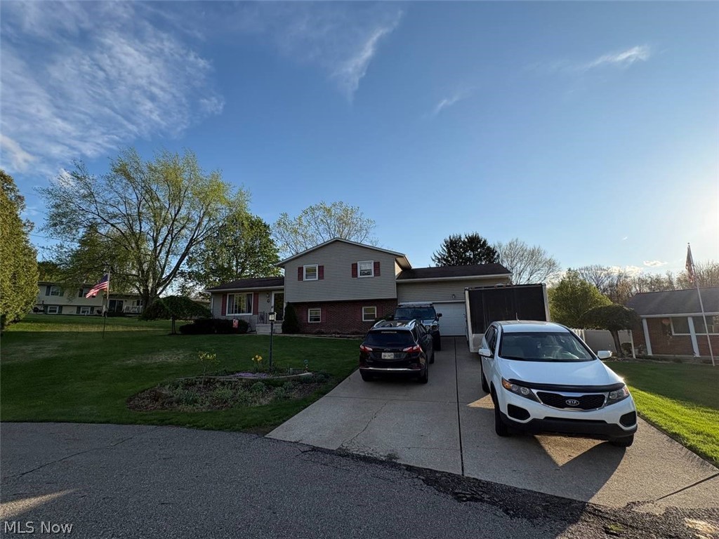 503 Meadowridge Avenue NW Canton OH 44708