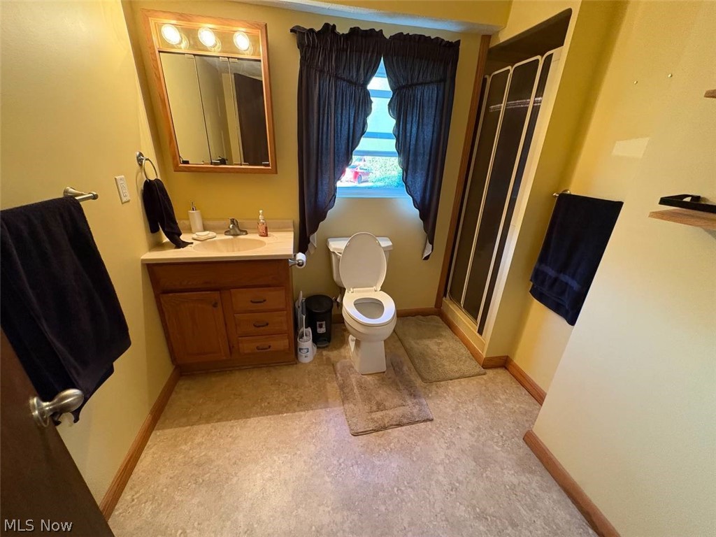 503 Meadowridge Avenue NW Canton OH 44708