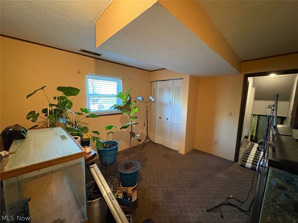 503 Meadowridge Avenue NW Canton OH 44708