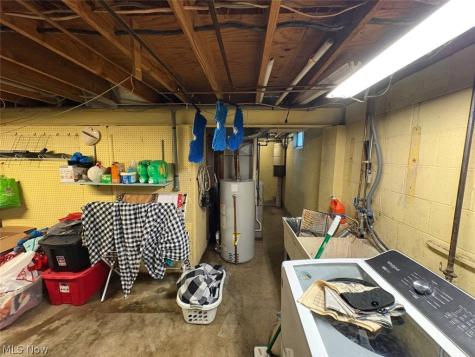 503 Meadowridge Avenue NW Canton OH 44708