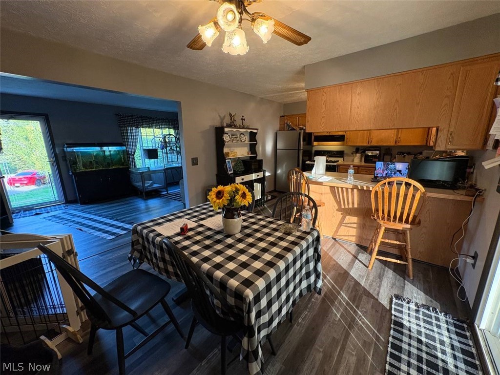 503 Meadowridge Avenue NW Canton OH 44708