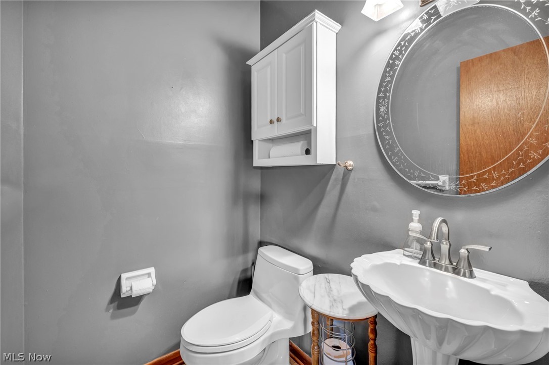 26475 Sudbury Drive North Olmsted OH 44070