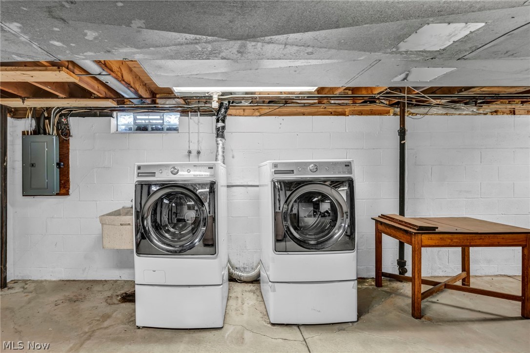 26475 Sudbury Drive North Olmsted OH 44070