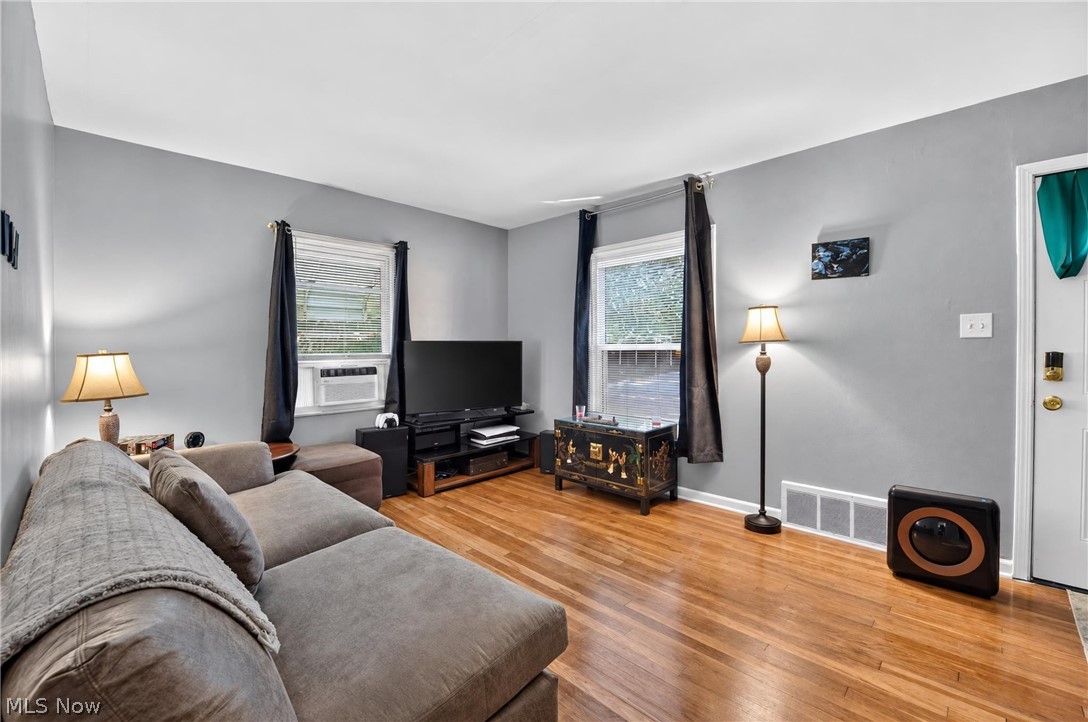 792 Caddo Avenue Akron OH 44305