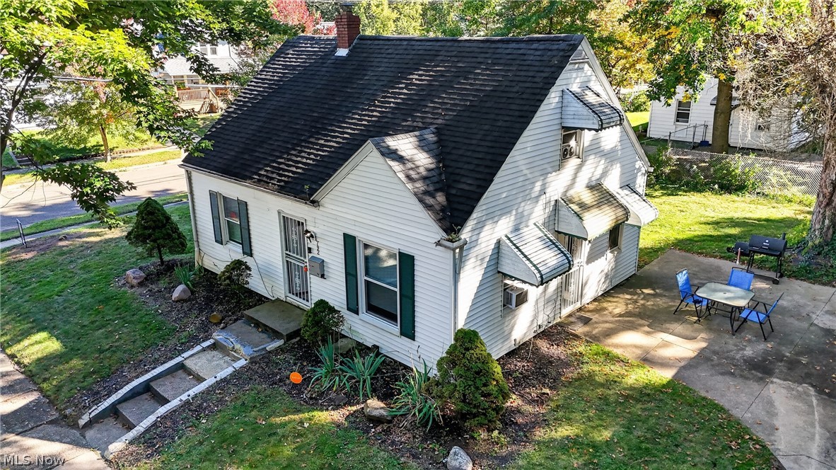 792 Caddo Avenue Akron OH 44305