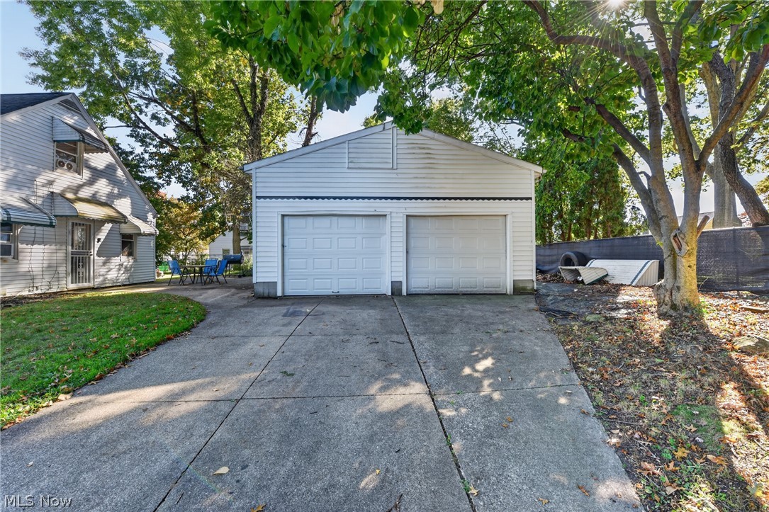 792 Caddo Avenue Akron OH 44305